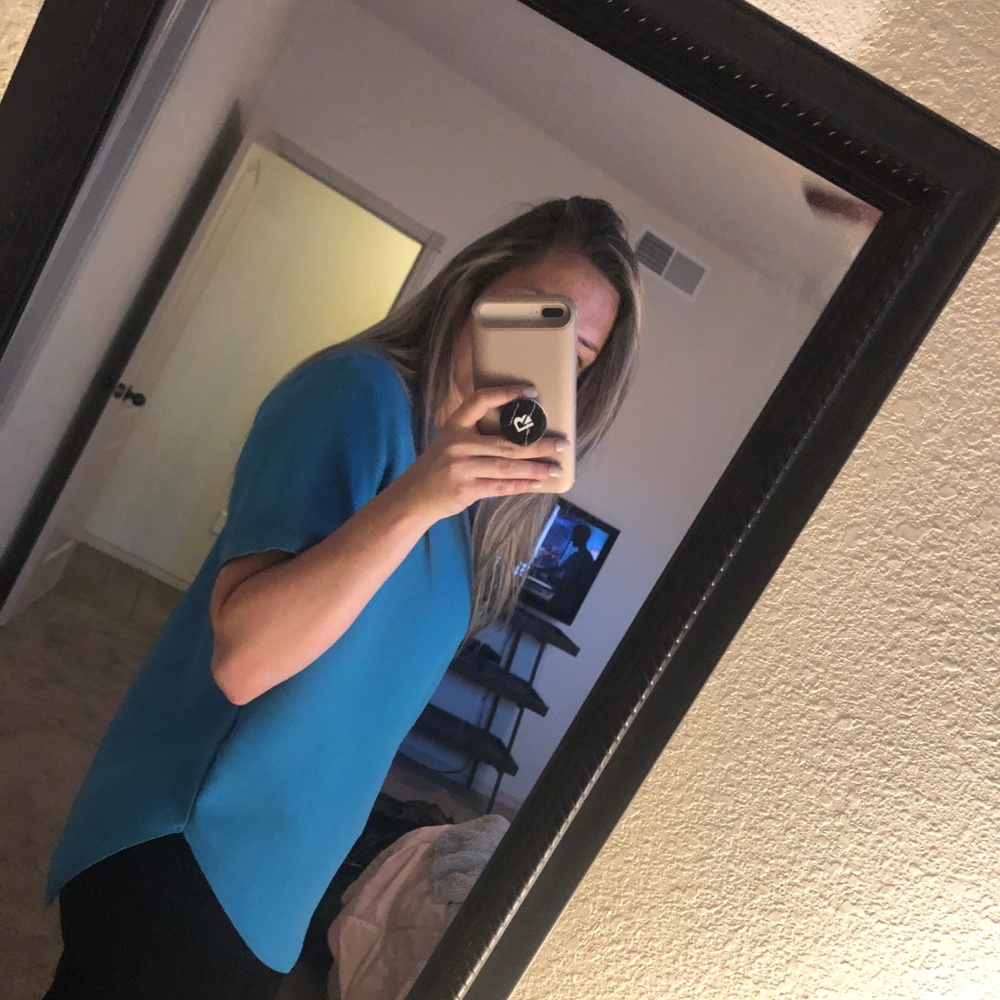 Basic Blue Blouse - Picture 3 of 3